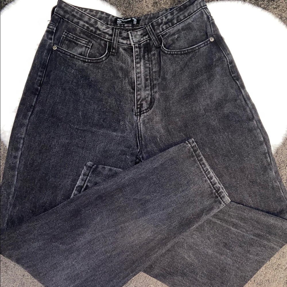 Pretty Little Thing Black Mom Jeans